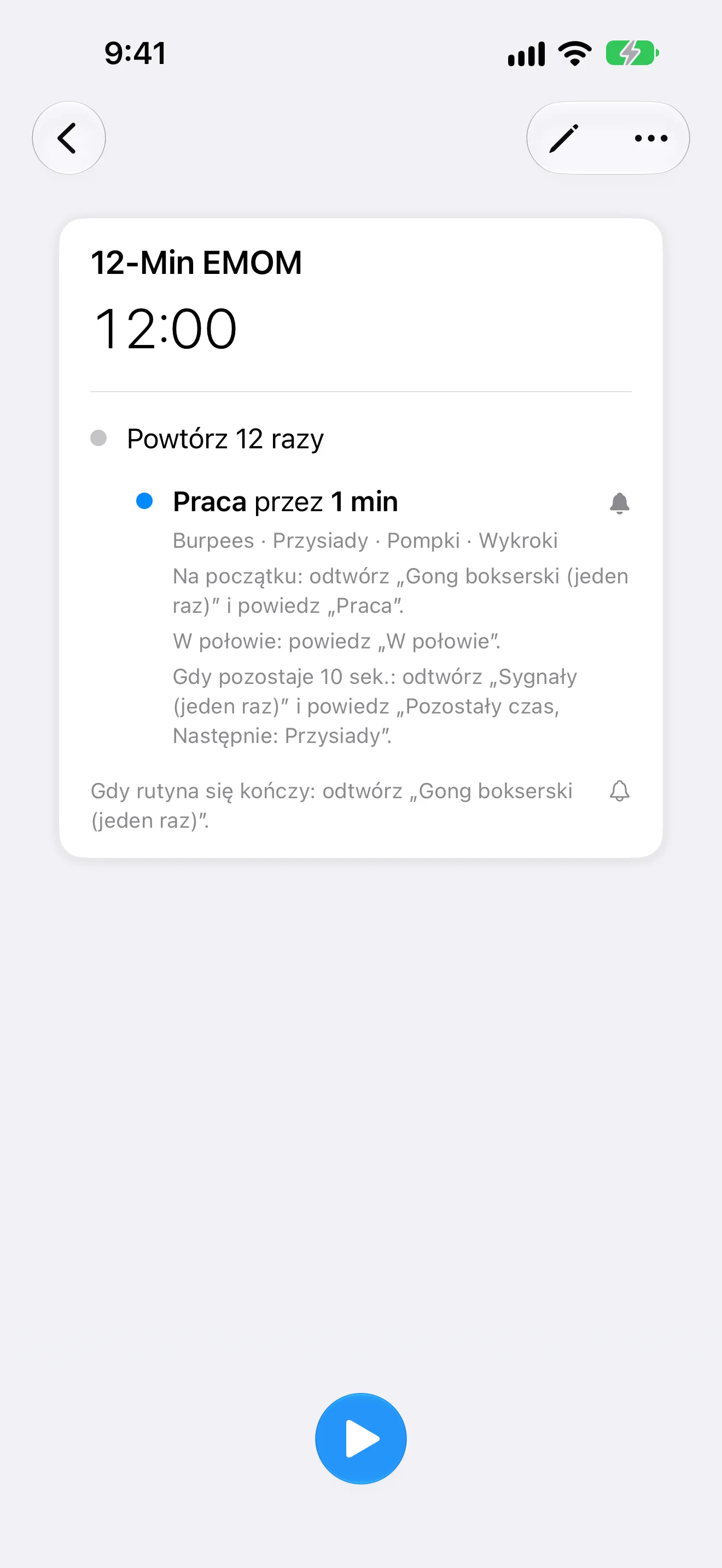 Zrzut ekranu Timer+ z rutyną EMOM, w której krok pracy ogłasza swoją nazwę, połowę czasu i pozostały czas.