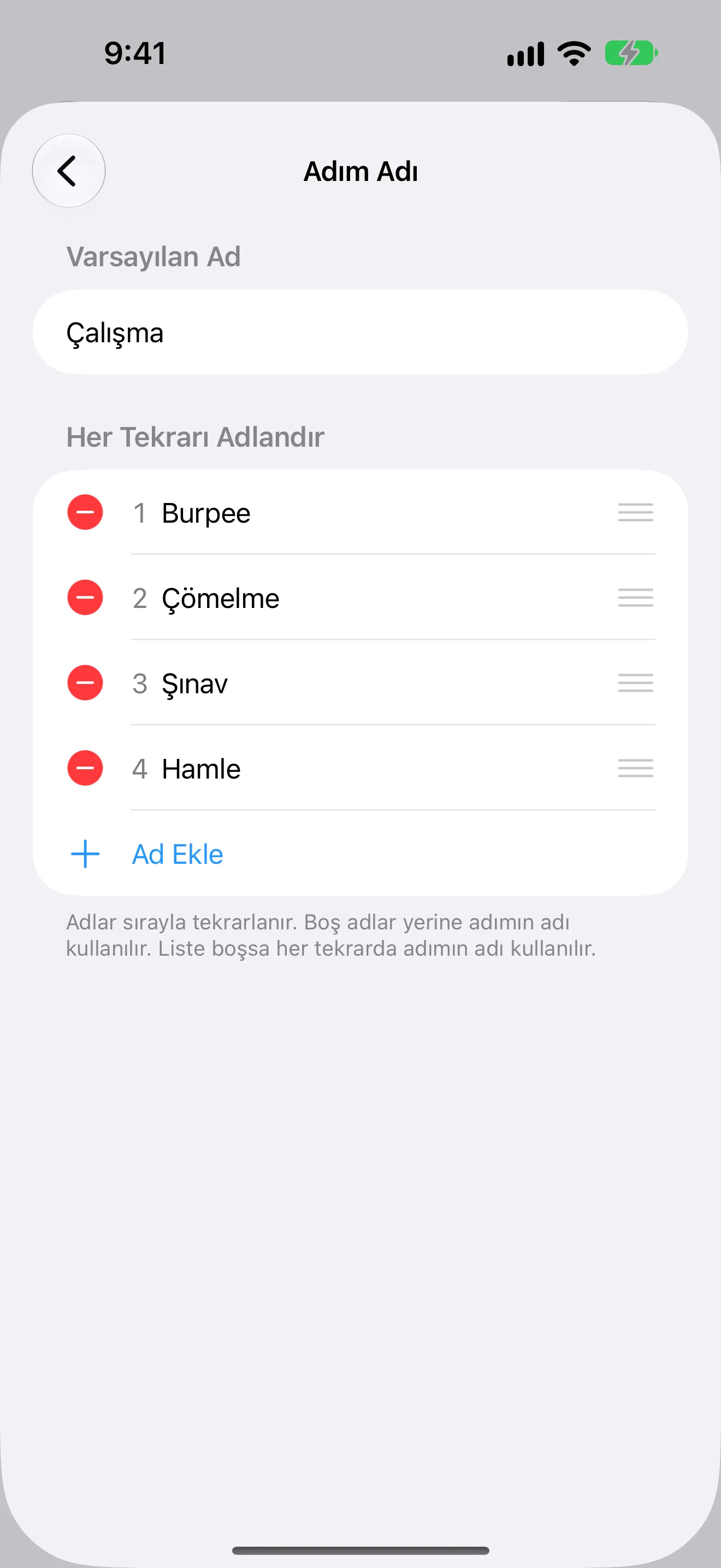 Bir EMOM rutininin her tekrarı için farklı bir egzersiz adını gösteren Timer+ ekran görüntüsü.
