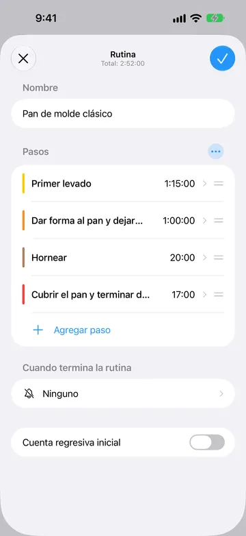 Editor de la Rutina Pan de molde clásico, con un total de 2:52:00 y un bloque de cuatro pasos de temporizador: Primer levado, Dar forma al pan y dejar levar por última vez, Hornear y Cubrir el pan y terminar de hornear. Debajo están Agregar paso, Cuando termina la rutina en Ninguno y Cuenta regresiva inicial desactivada.
